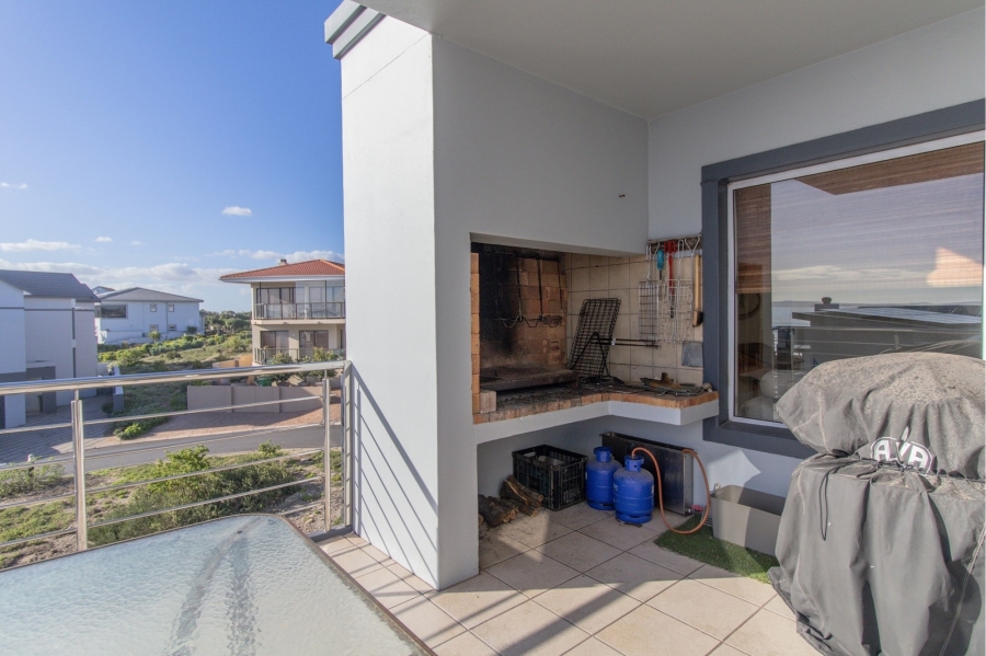 5 Bedroom Property for Sale in Calypso Beach Western Cape